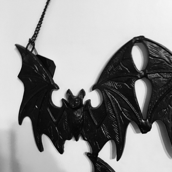 3 Halloween Black Metal Vampire Bats Wall Decor - Picture 9 of 10
